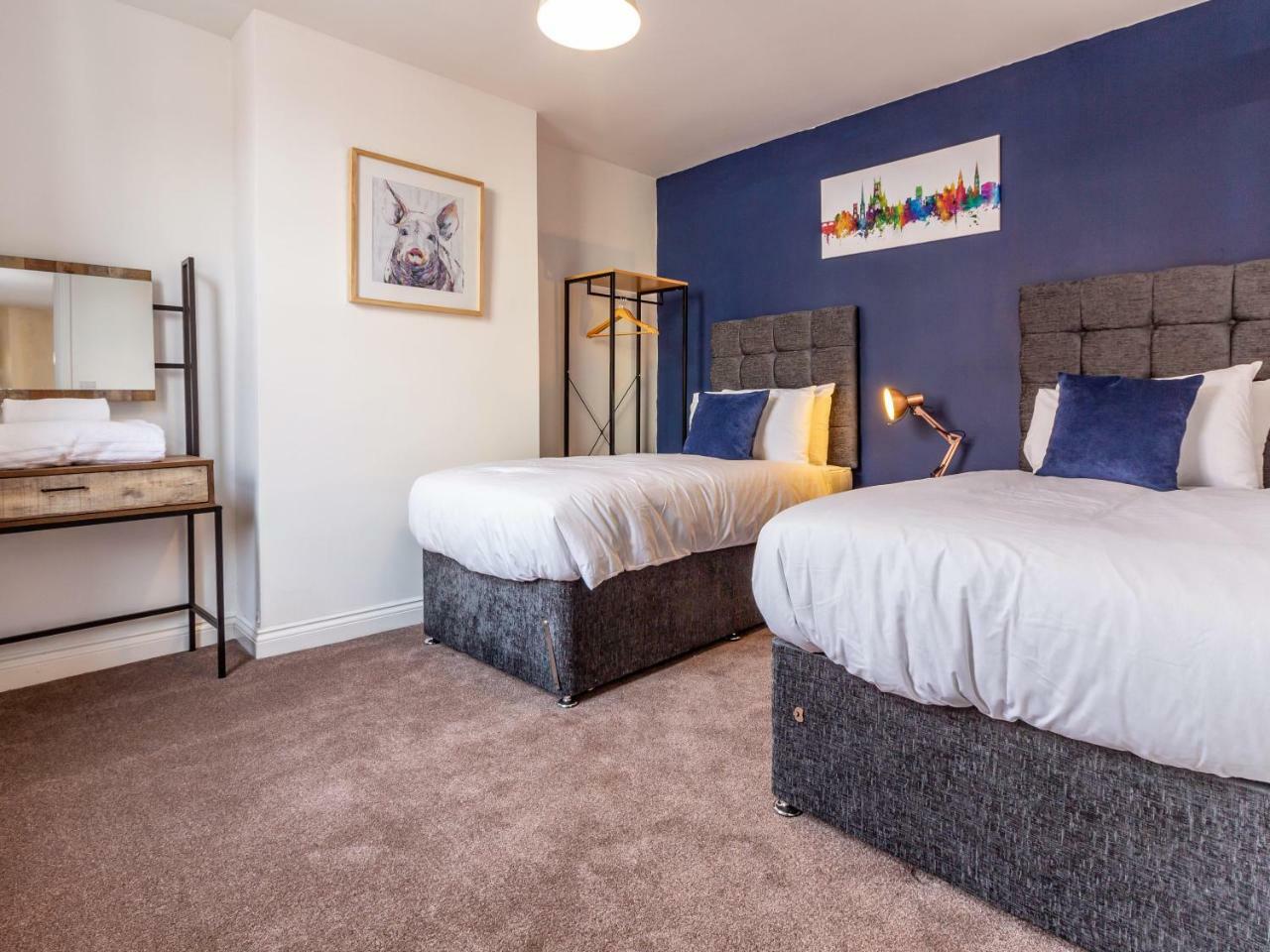 Northfield Street, Worcester City Centre - Guest Homes Bagian luar foto