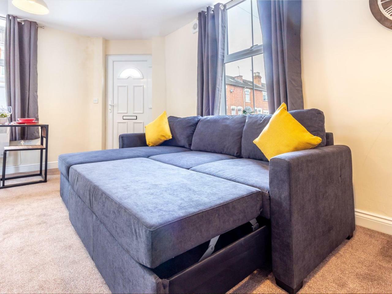 Northfield Street, Worcester City Centre - Guest Homes Bagian luar foto